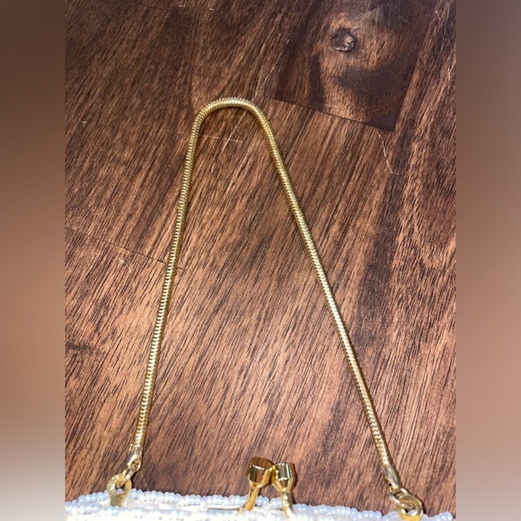 Vintage Handmade Beaded Clutch (Handmade in Hong Kong) - Picture 3 of 7